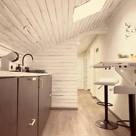 G-house Apartment